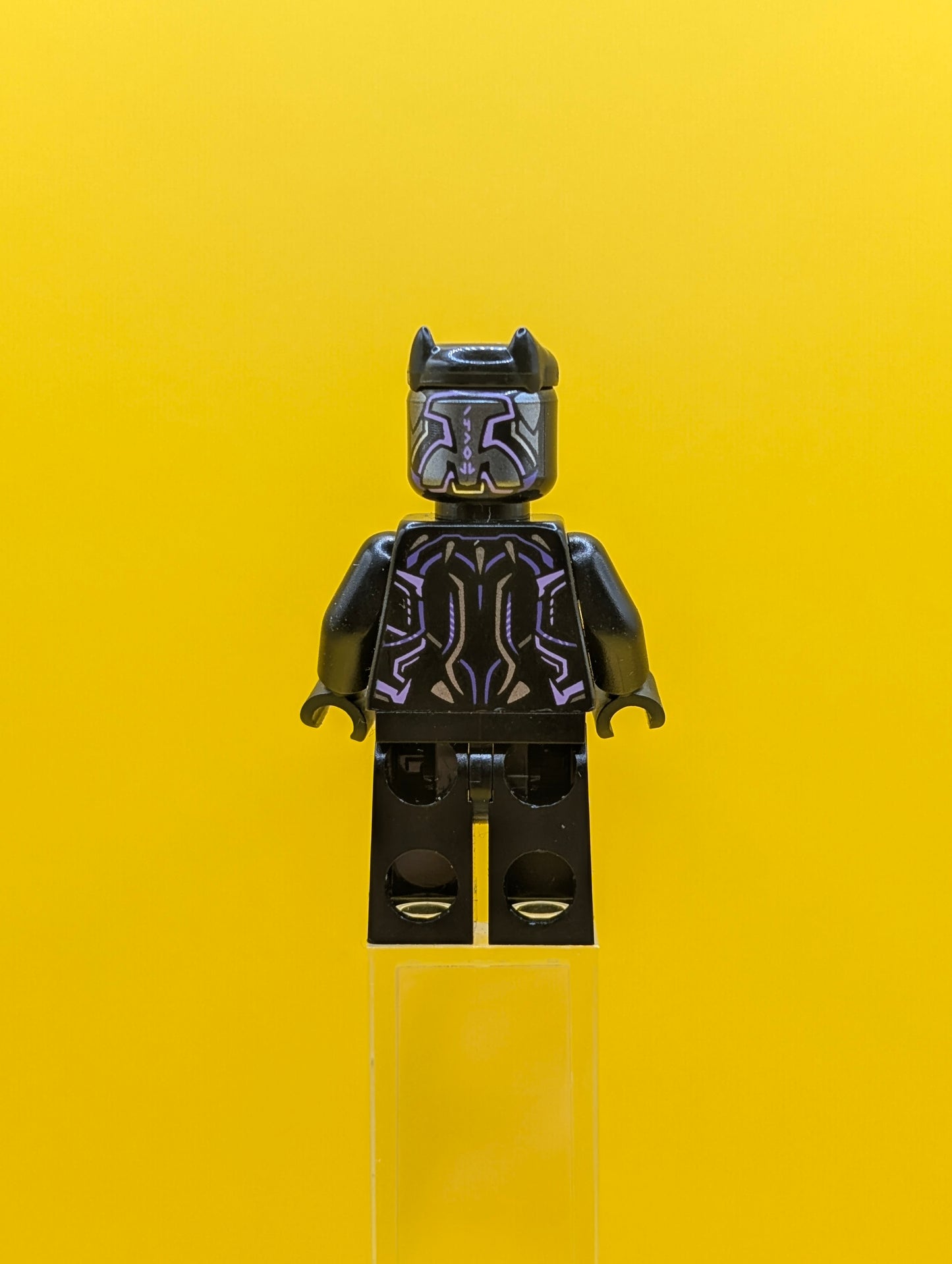 Black Panther sh0728 Dark Purple and Lavender Highlights Marvel Lego Minifigure
