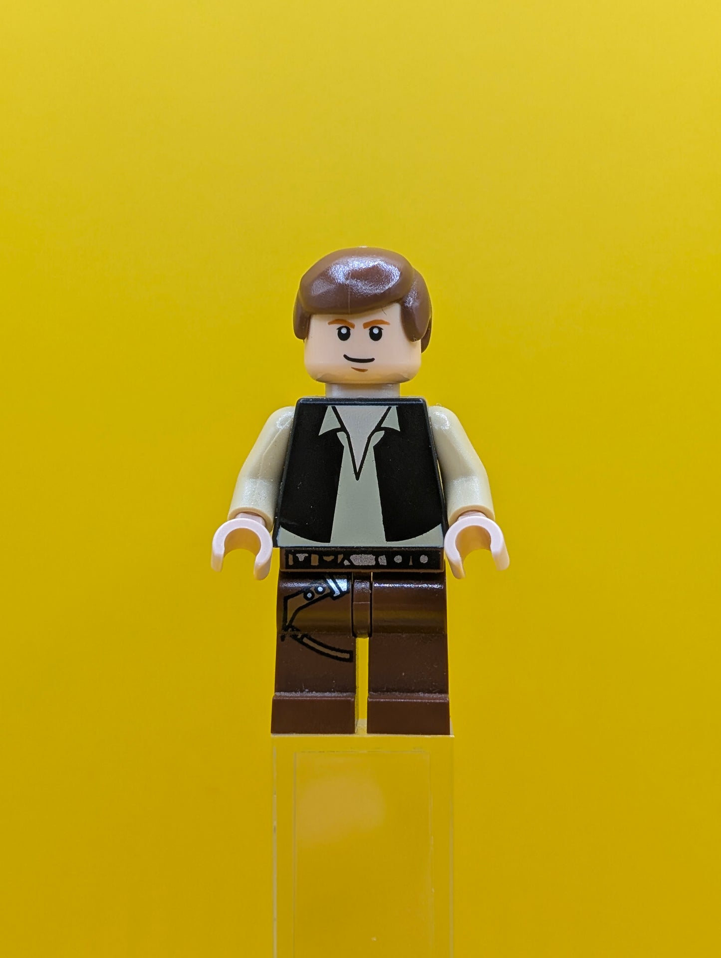 Han Solo sw0179a Light Nougat, Black Vest (2010) Star Wars Lego Minifigure