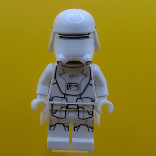 First Order Snowtrooper sw0657 with Kama
