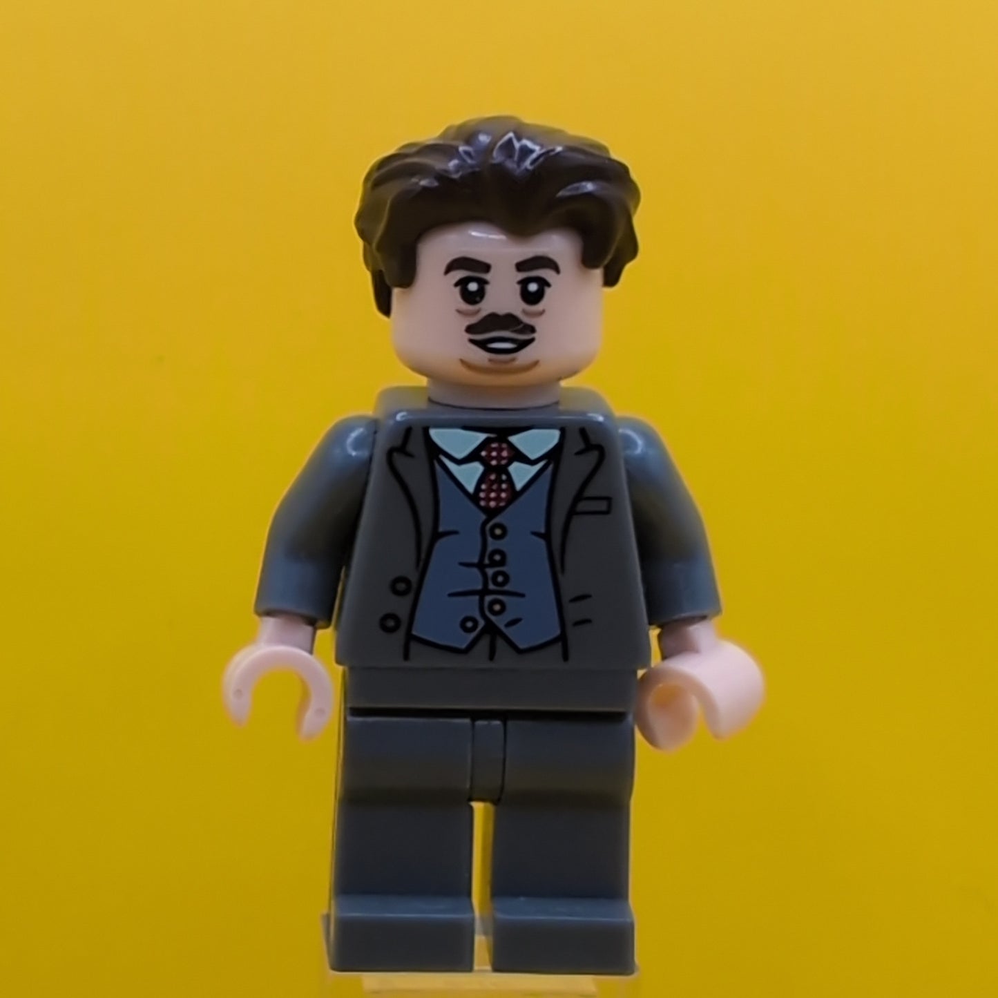 Jacob Kowalski colhp19 Harry Potter Series 1 (Minifigure only without Stand or Accessories)