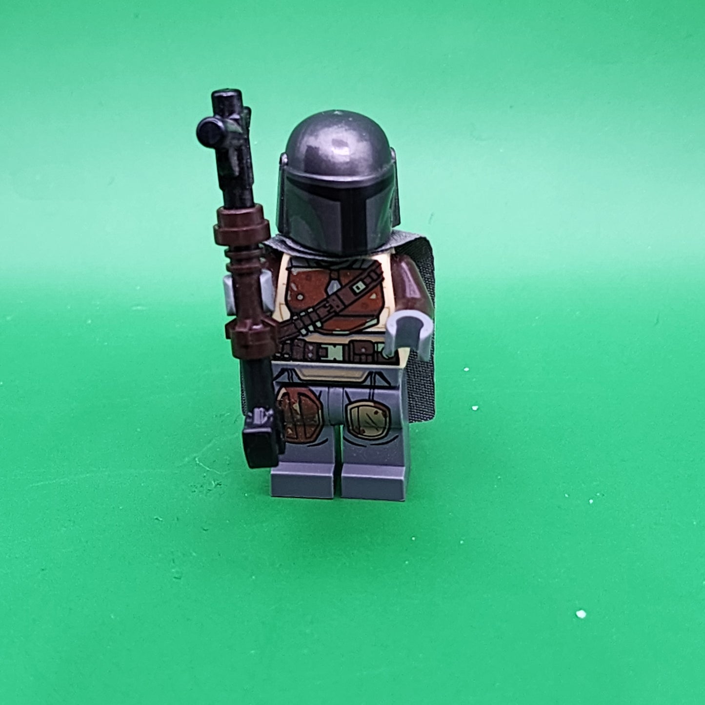 Lego The Mandalorian / Din Djarin / 'Mando' Minifigure Brown Durasteel Armor sw1057 Star Wars The Mandalorian