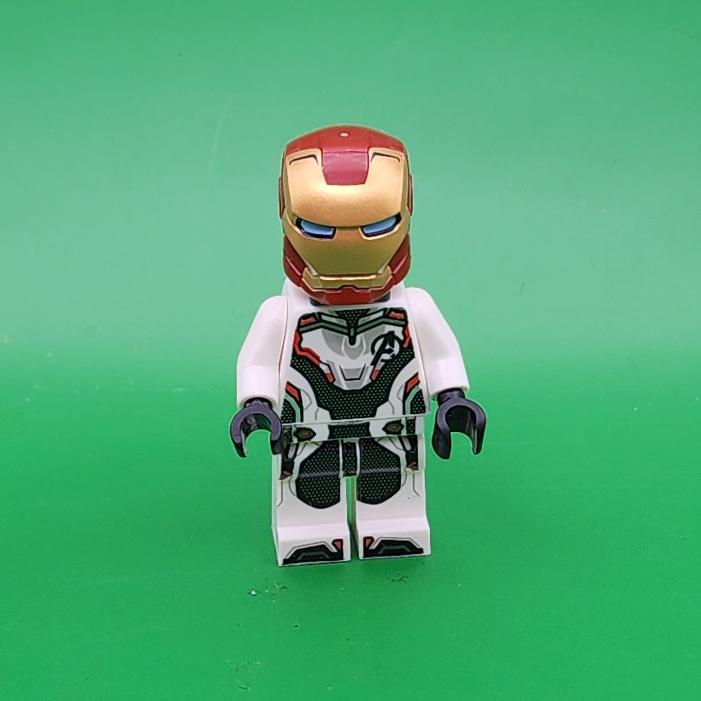 Lego Iron Man Minifigure White Jumpsuit, Neck Bracket sh575 Super Heroes