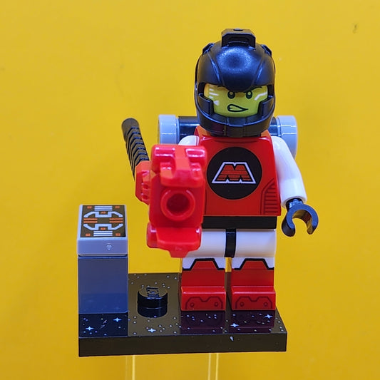 M-Tron Powerlifter Series 26 CMF Minifigure Lego (Complete Set, with stand and accessories) col26-5