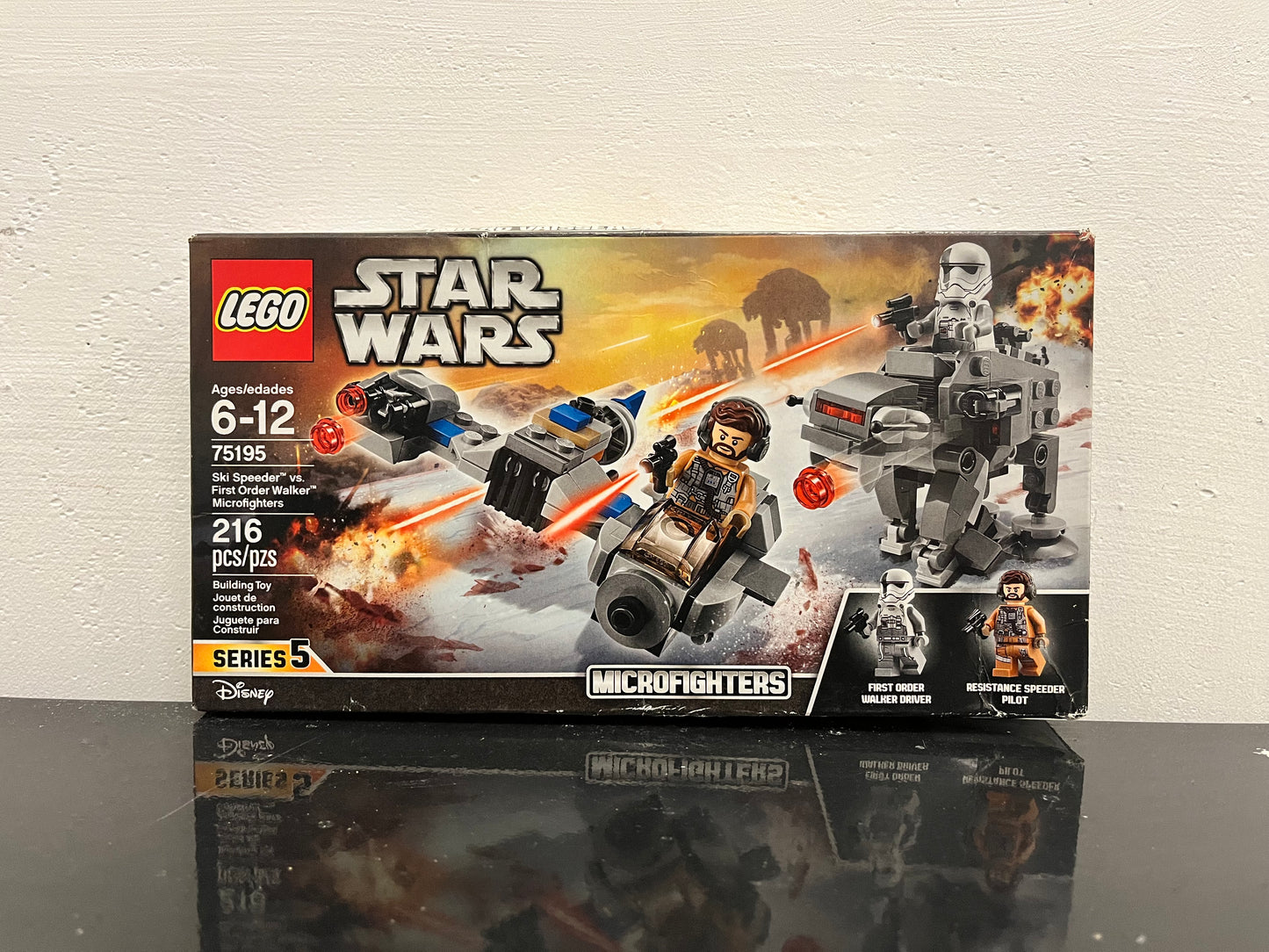 75195 Ski Speeder vs. First Order Walker Microfighters Star Wars Lego Set