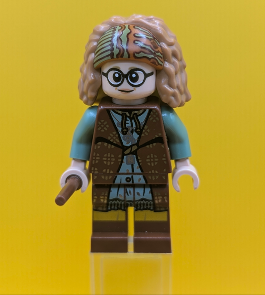 Professor Sybil Trelawney hp332 Harry Potter Reddish Brown and Sand Green Robes Minifigure Lego