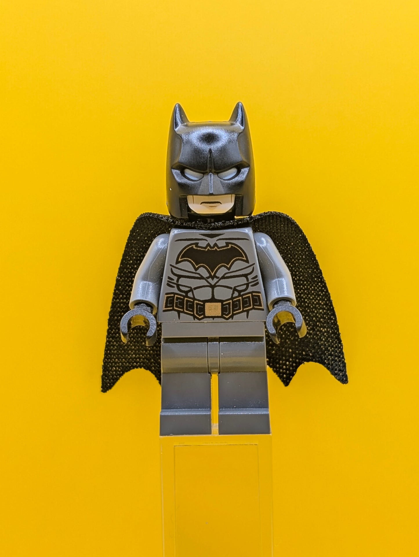 Batman sh0589a DC Gold Outline Belt and Crest Minifigure Lego