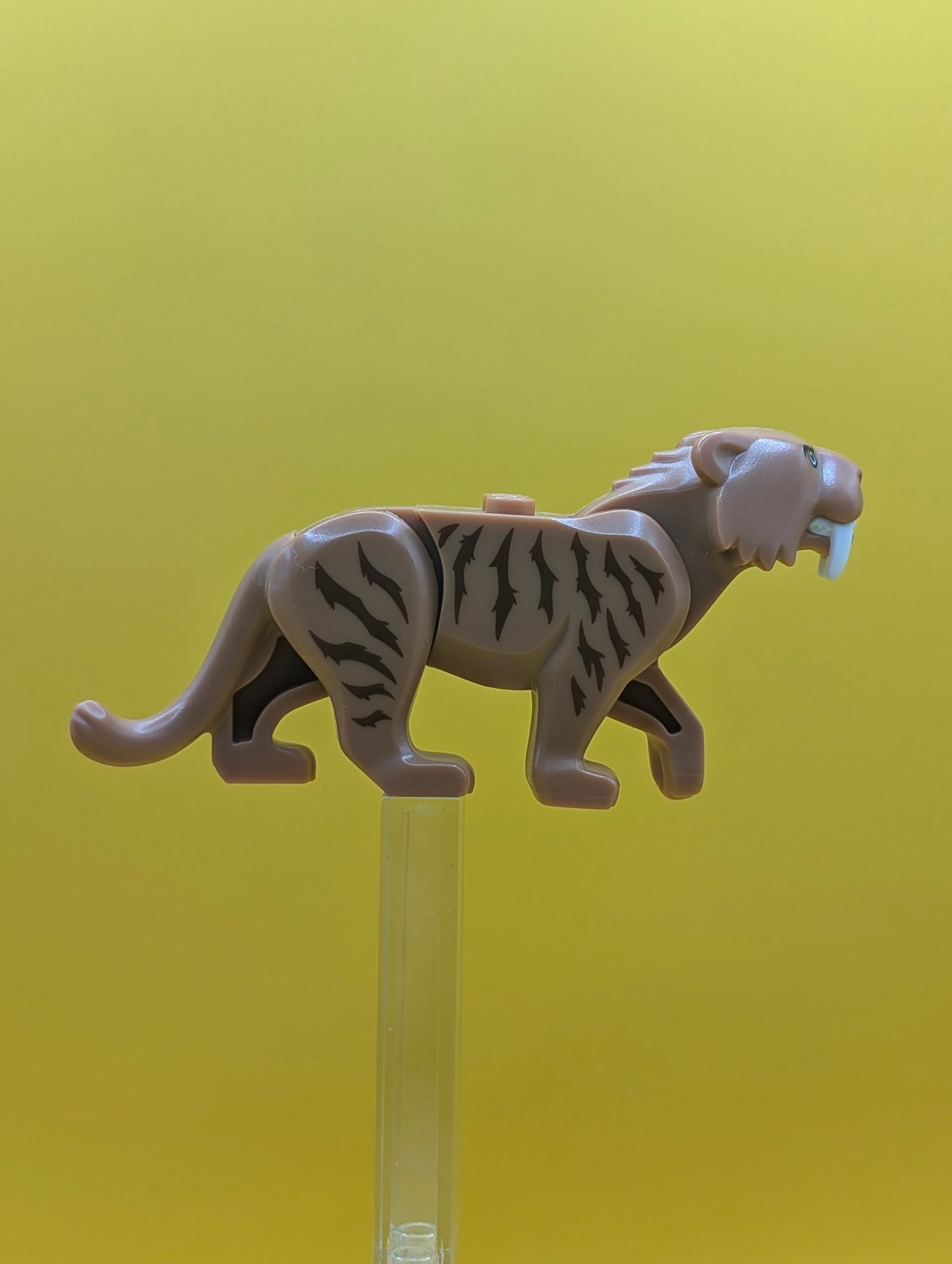 Saber-Toothed Tiger bb0787c03pb01 Animal Part Lego