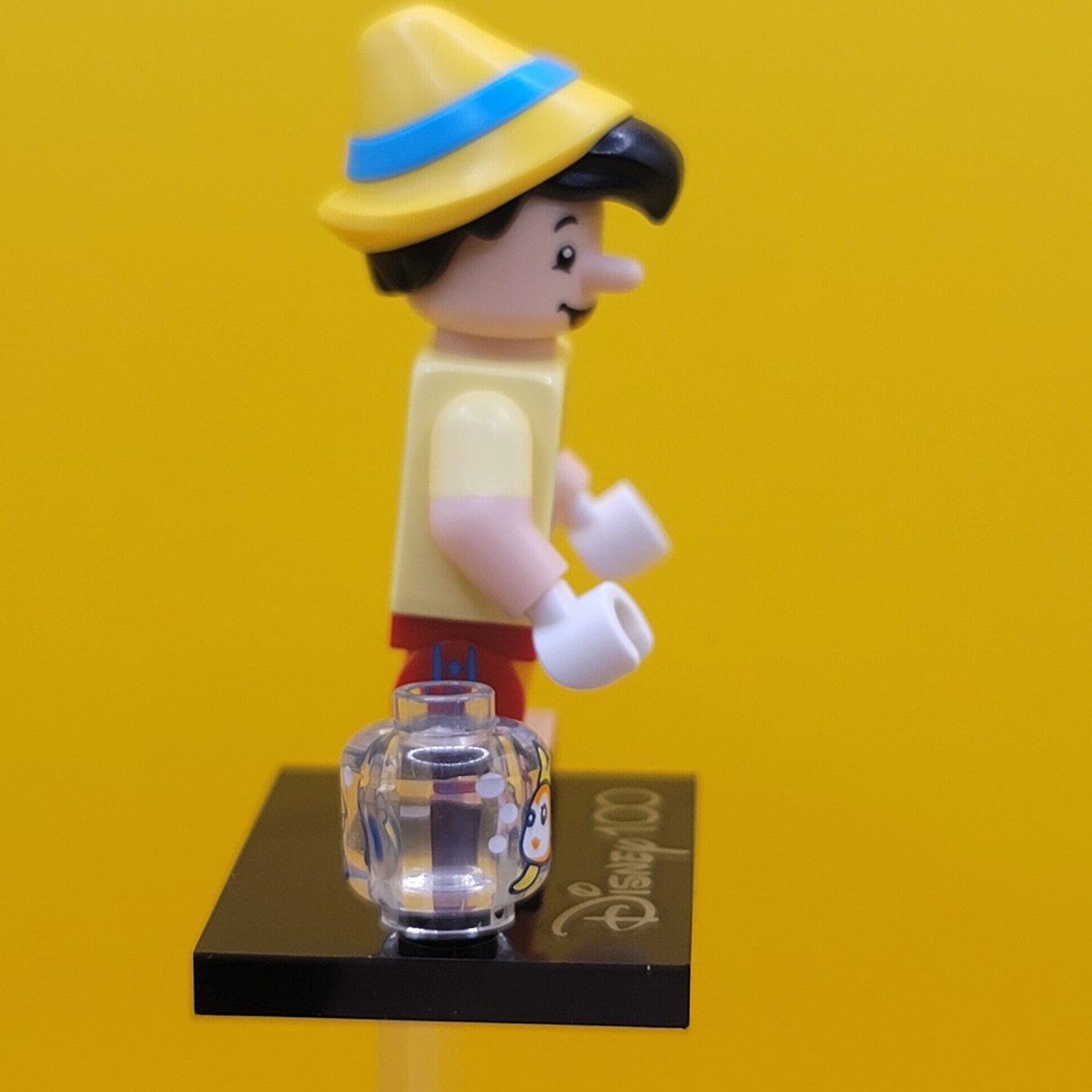 Pinocchio coldis100-2 CMF Disney 100 Minifigure Lego (Complete Set, with stand and accessories)