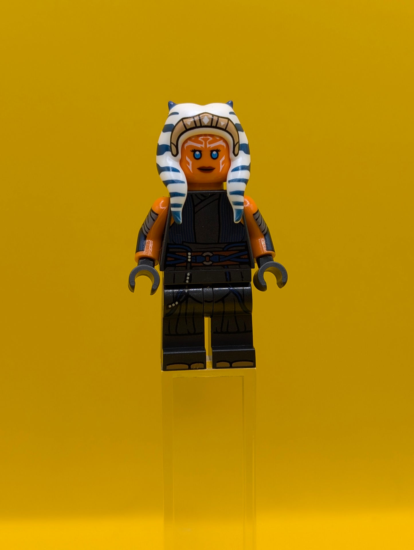 Ahsoka Tano sw1300 Adult Star Wars Minifigure Lego