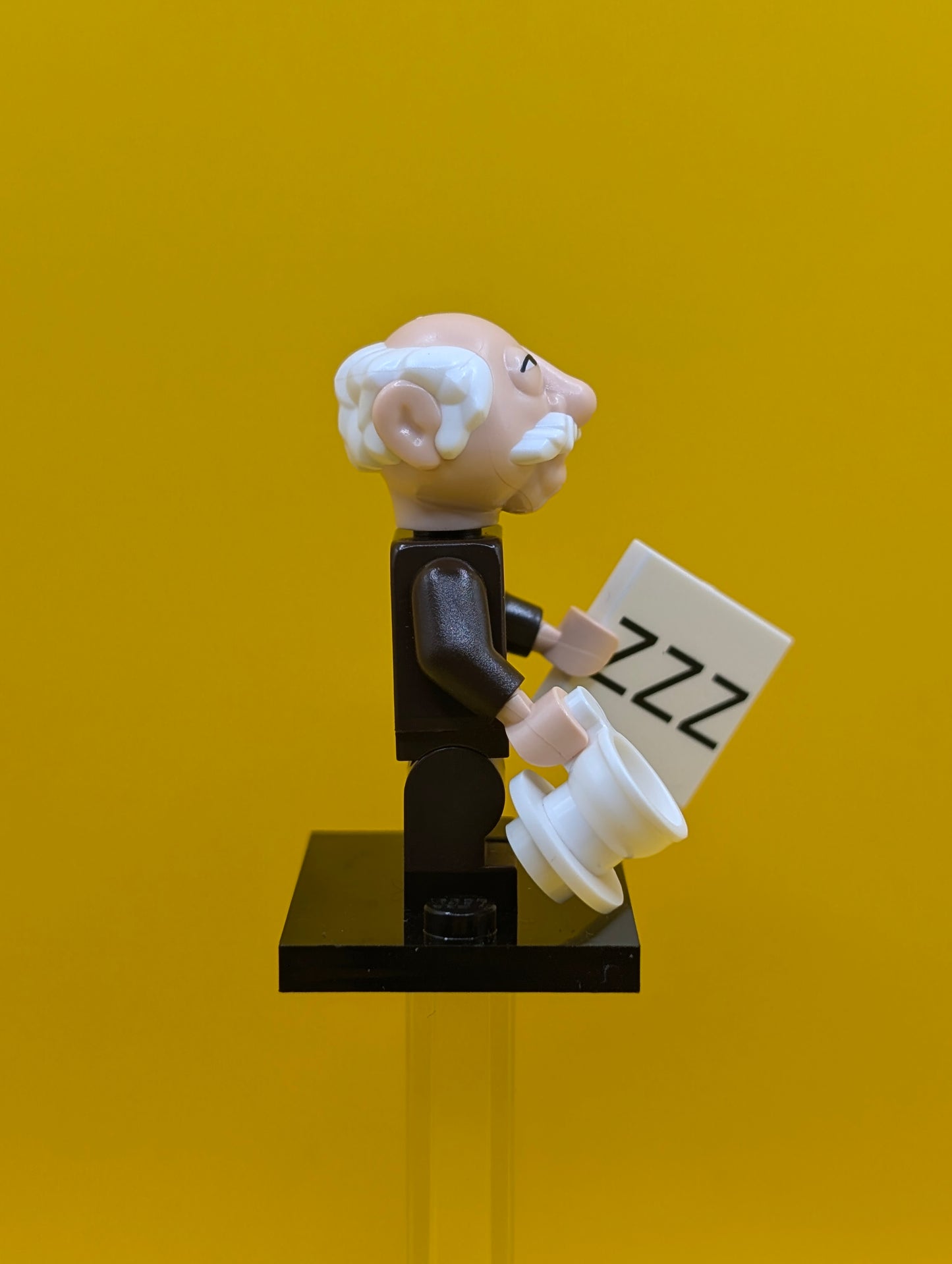 Waldorf coltm-9 The Muppets (Complete Set with Stand and Accessories) Lego Muppets Minifigure