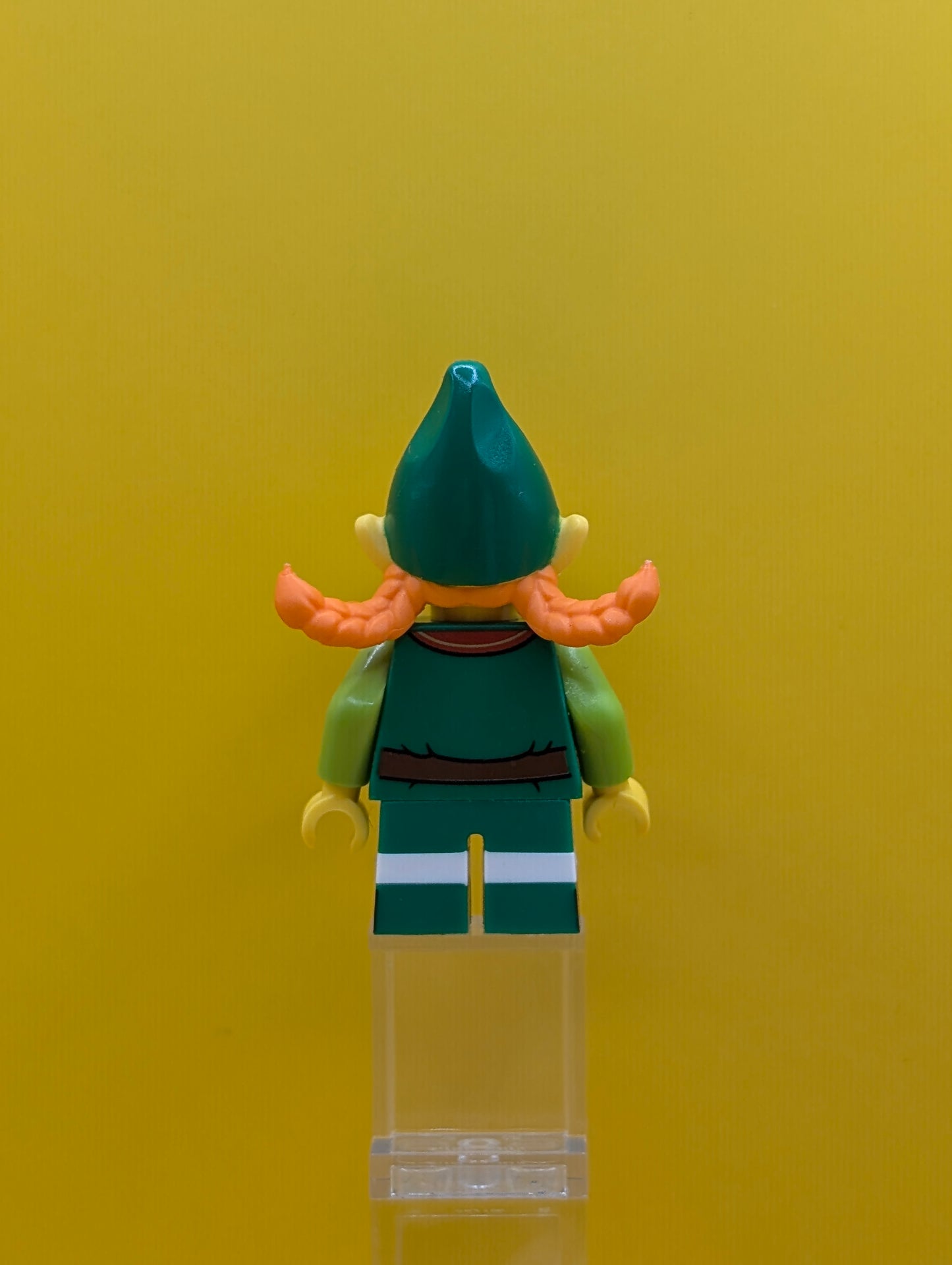 Holiday Elf col402 Series 23 Minifigure Lego (minifigure only without stand or accessories)