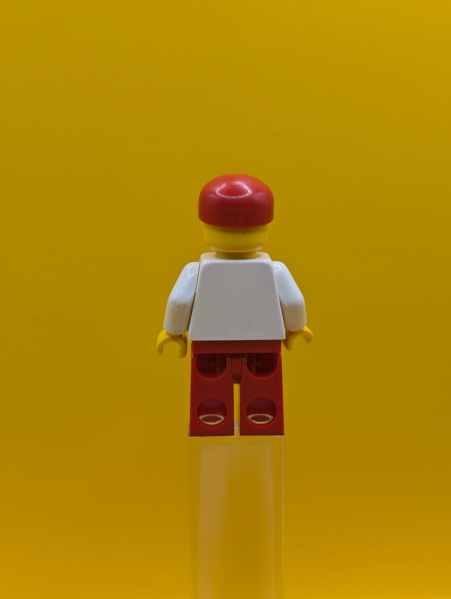 Chef chef015s White Torso 4 Buttons McDinalds Logo Minifigure Lego