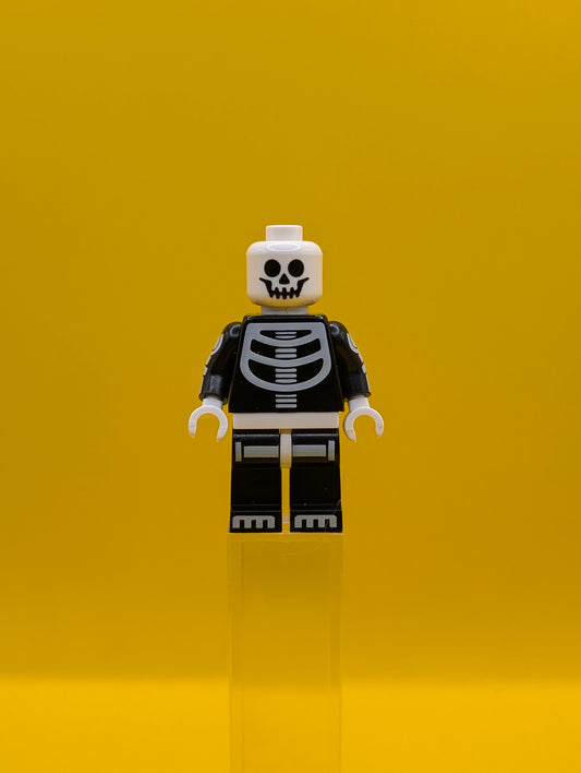 Skeleton Guy hol237 White Head Minifigure Lego