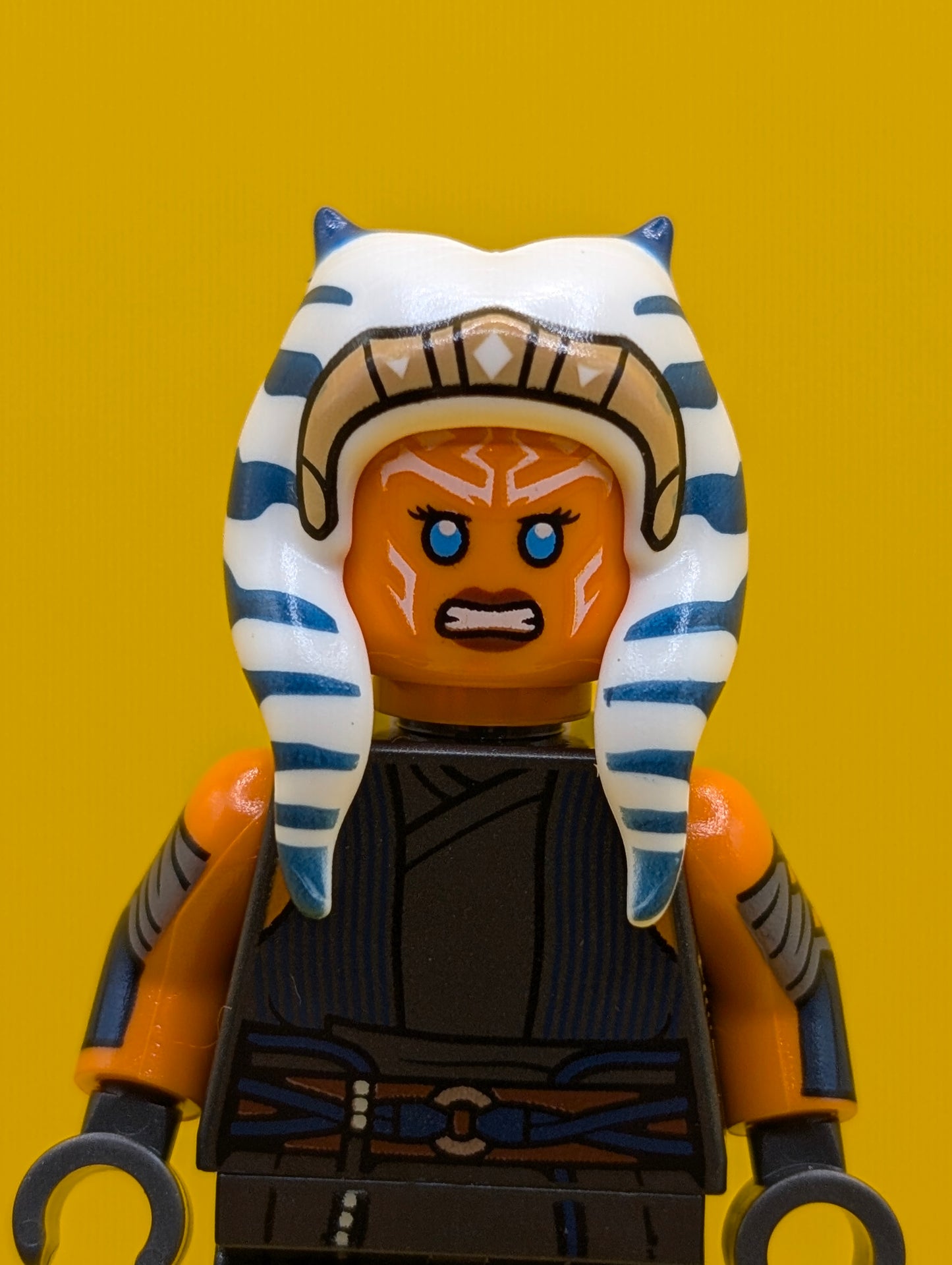 Ahsoka Tano sw1300 Adult Star Wars Minifigure Lego