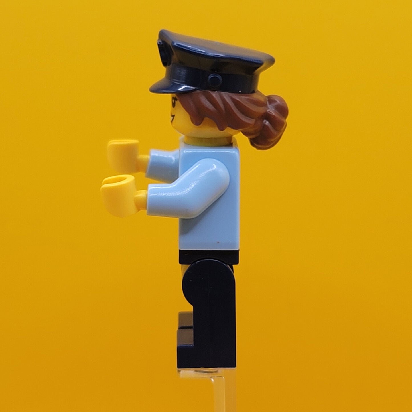 Police Officer Female Bright Light Blue Shirt With Badge And Radio Dark Blue Legs Blue Police Hat Minifigure Lego cty1146